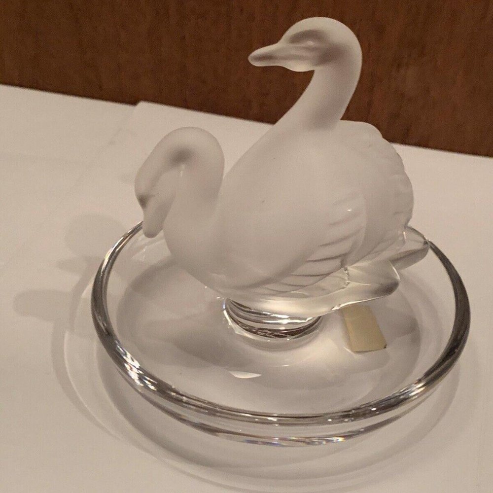 Collectible Lalique Ring Holder Two Frosted Swans Decoration Swan Couple